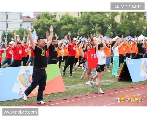 杨娜独家分享羽毛球技巧与训练心得助你提升竞技水平